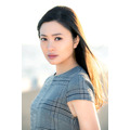 北原里英
